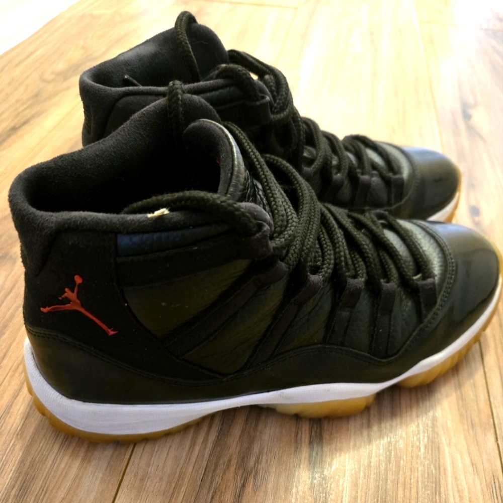 Air Jordan 11 Retro High Win Like '96 Black Size 8